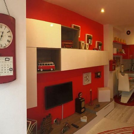 Апартаменты Apartamento En Pleno Centro Ла-Корунья Экстерьер фото